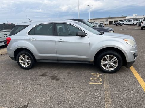 Used 2012 Chevrolet Equinox LS image 17