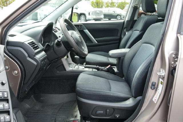 Used 2015 Subaru Forester 2.5i Premium w/ Protection Package #1 AWD/4WD image 22