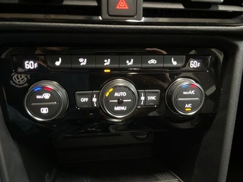 Certified 2023 Volkswagen Taos SEL AWD/4WD image 23