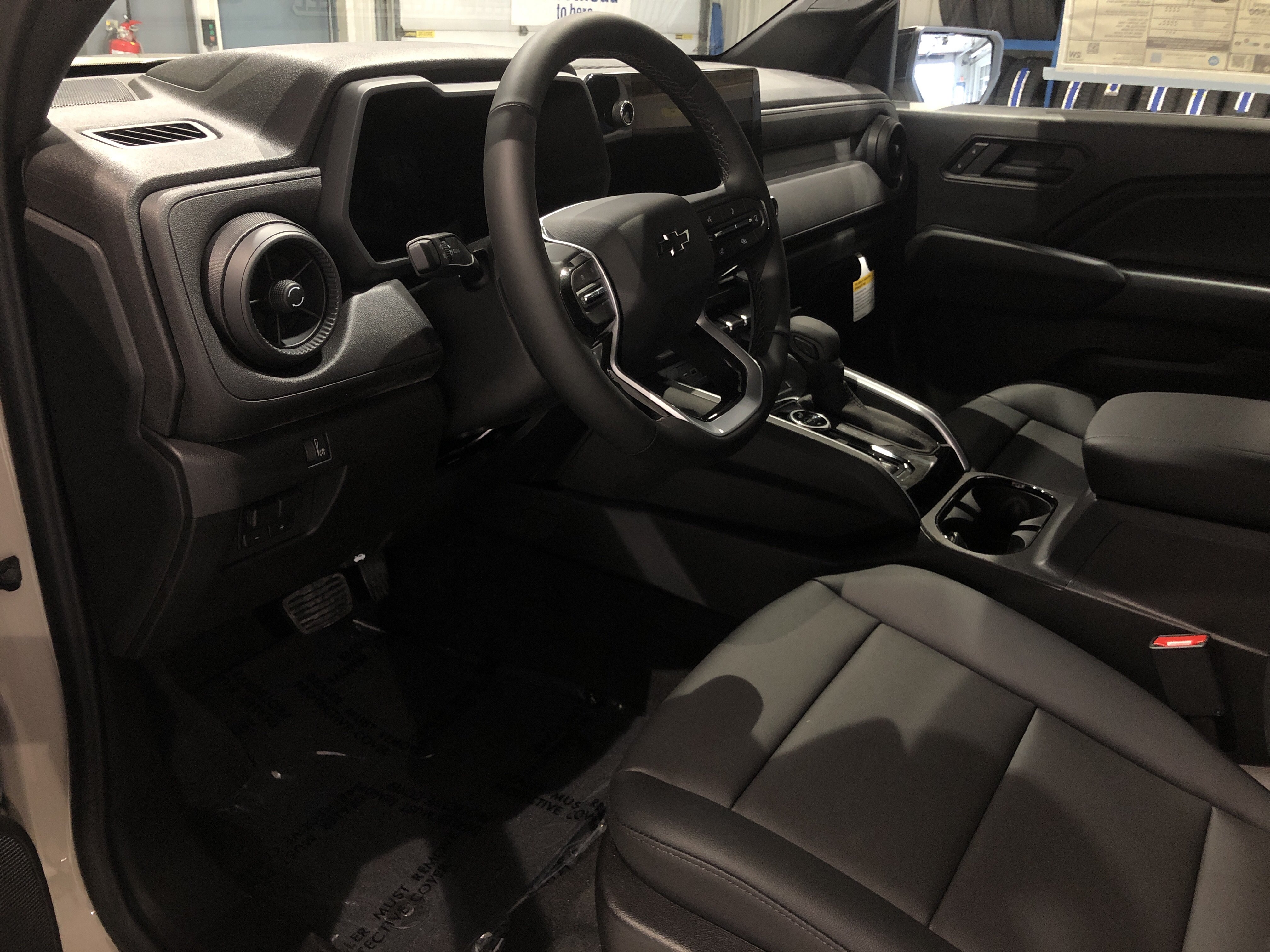 New 2026 Chevrolet Colorado Trail Boss AWD/4WD image 9