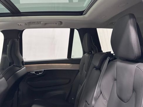 Certified 2026 Volvo XC90 B6 Plus AWD/4WD image 22