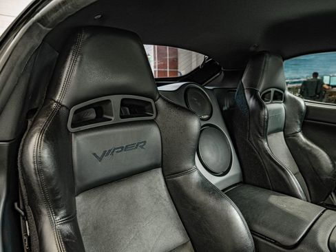 Used 2006 Dodge Viper SRT-10 image 38