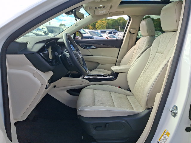Used 2023 Buick Envision Avenir AWD/4WD image 2