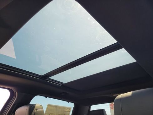 New 2026 Toyota Tundra Platinum AWD/4WD image 19