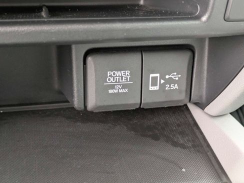 Used 2020 Honda Pilot EX image 29