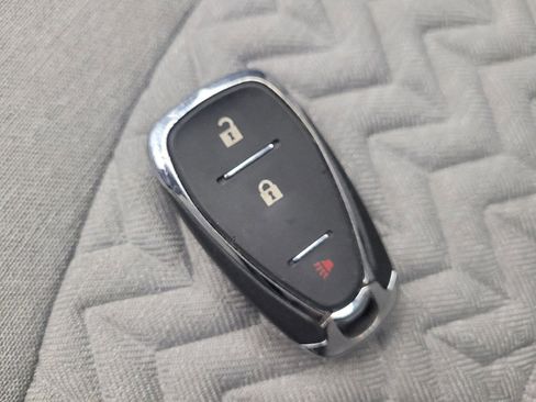 Used 2024 Chevrolet Equinox LS image 32