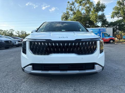 Used 2026 Kia Carnival LXS image 10