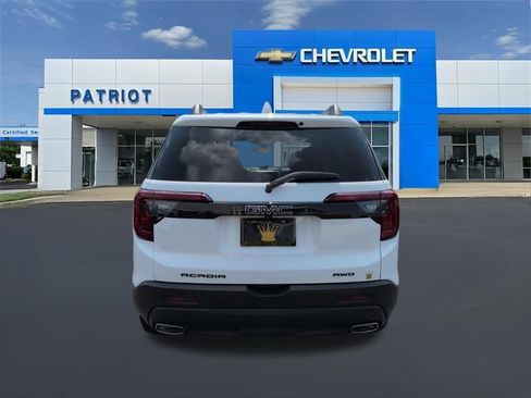 Used 2023 GMC Acadia SLE w/ Elevation Edition AWD/4WD image 9