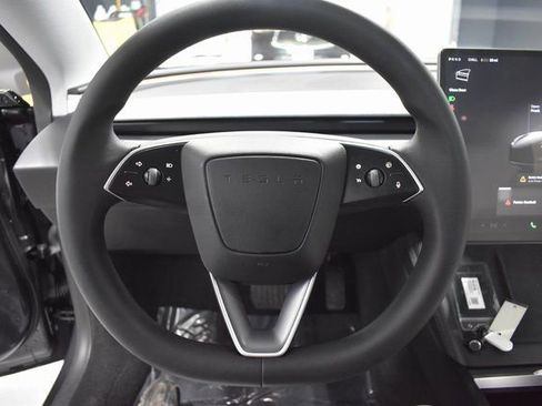 Used 2025 Tesla Model 3 Long Range image 27