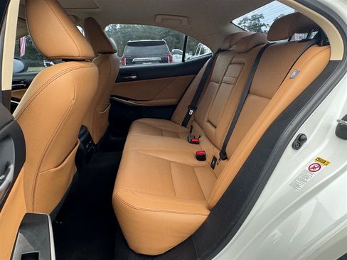 Used 2015 Lexus IS 250 RWD image 20