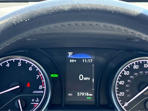 Used 2023 Toyota Camry SE w/ Convenience Package image 4