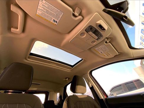 Used 2021 Ford EcoSport SE w/ SE Convenience Package image 13