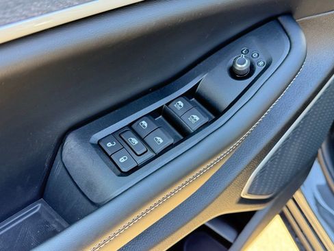 New 2026 Jeep Grand Cherokee L Limited AWD/4WD image 14