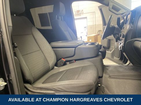 Used 2022 Chevrolet Silverado 1500 Custom Trail Boss AWD/4WD image 36
