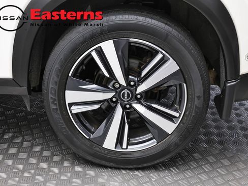 Used 2023 Nissan Rogue SL w/ SL Premium Package AWD/4WD image 8