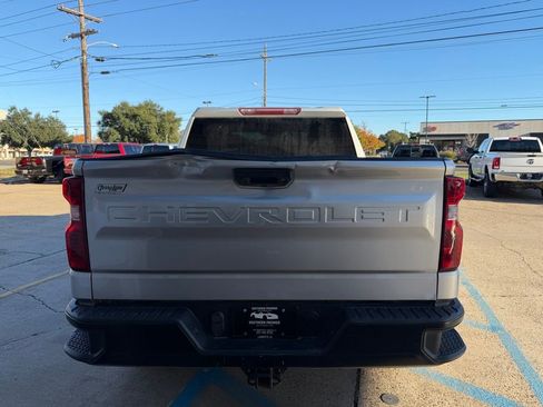 Used 2022 Chevrolet Silverado 1500 W/T w/ WT Value Package image 6