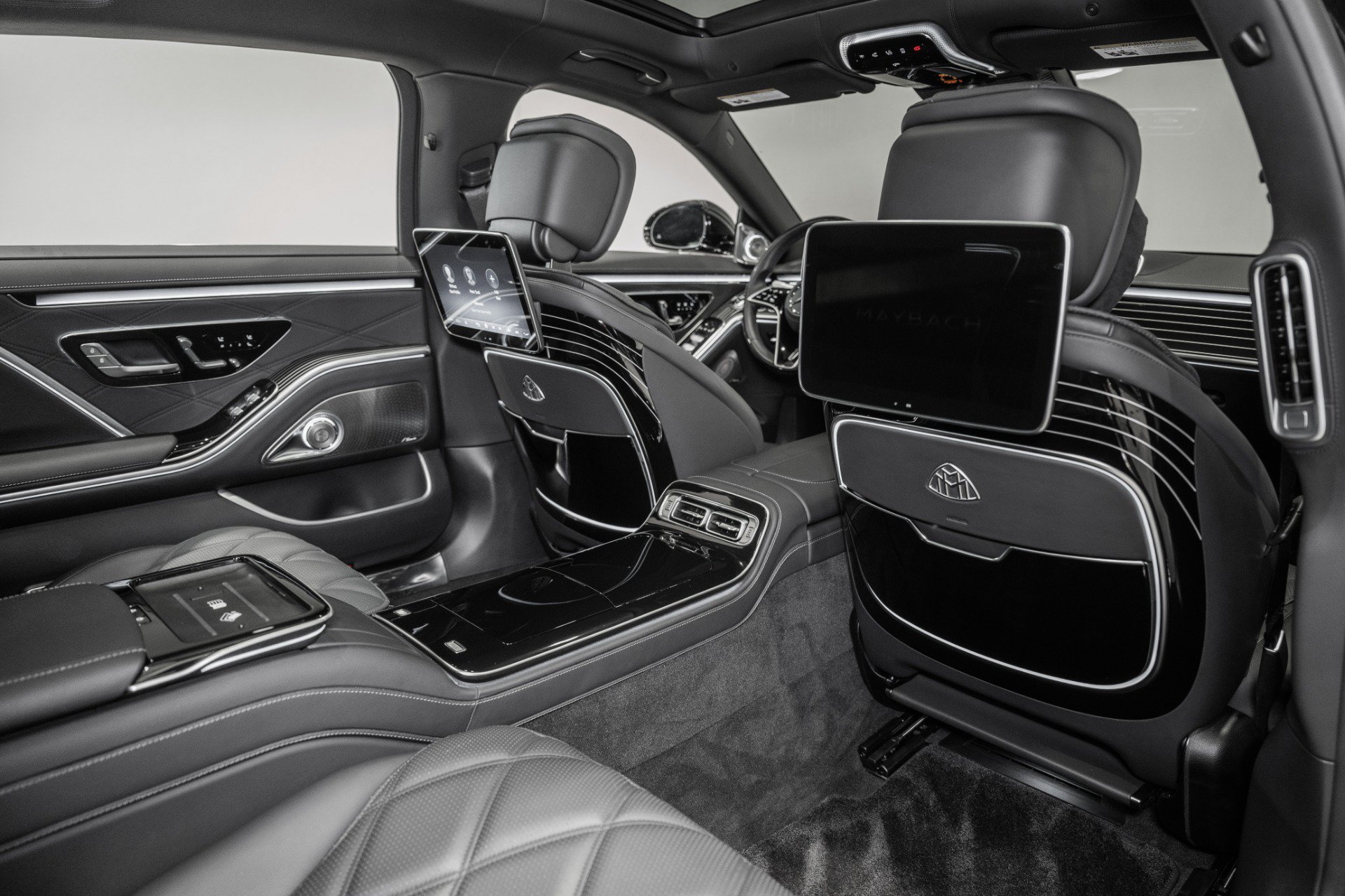 Used 2024 Mercedes-Benz Maybach S 580 4MATIC image 25