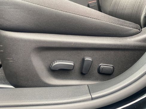 Used 2024 Nissan Altima 2.5 SV w/ SV Premium Package FWD image 17