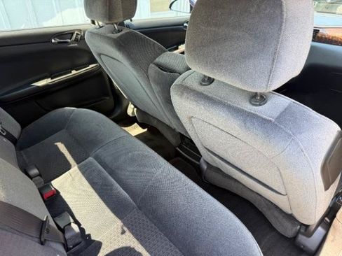 Used 2012 Chevrolet Impala LS FWD image 5