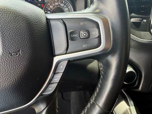 Used 2022 RAM 1500 Big Horn AWD/4WD image 8