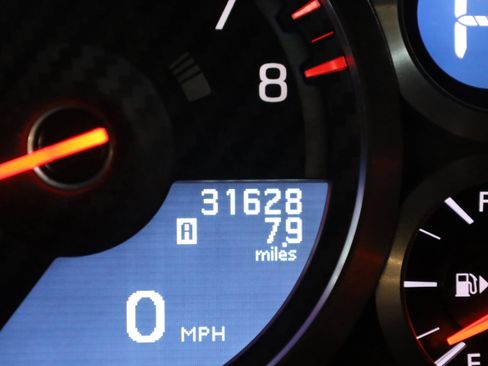 Used 2015 Nissan GT-R Premium image 21