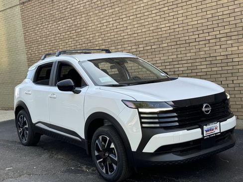 New 2026 Nissan Kicks SV w/ Cold Weather Package AWD/4WD image 2