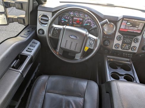 Used 2016 Ford F250 Lariat w/ Lariat Ultimate Package image 15