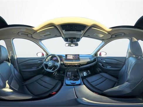 Used 2024 Nissan Rogue SL w/ SL Premium Package image 35