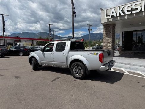 Used 2016 Nissan Frontier PRO-4X w/ Pro-4x Luxury Package AWD/4WD image 7