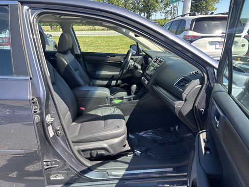 Used 2017 Subaru Legacy 3.6R Limited AWD/4WD image 21