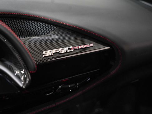 Used 2022 Ferrari SF90 Stradale AWD/4WD image 13