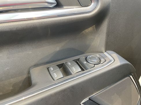 Used 2024 GMC Sierra 1500 Elevation image 15