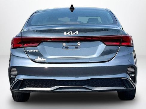 Used 2024 Kia Forte LXS FWD image 7