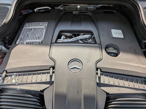 New 2026 Mercedes-Benz GLS 580 4MATIC image 16
