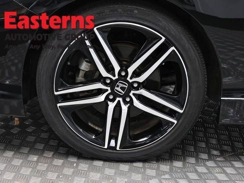 Used 2017 Honda Accord Sport Special Edition image 32