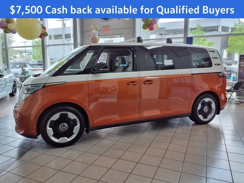 New 2025 Volkswagen ID. Buzz Pro S Plus image 3