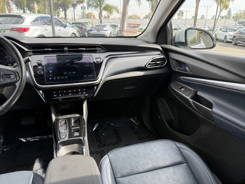 Used 2023 Chevrolet Bolt EUV Premier w/ Sun & Sound Package image 23