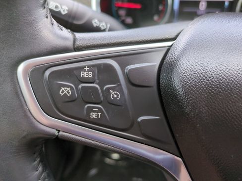 Used 2018 Chevrolet Malibu LT FWD image 22