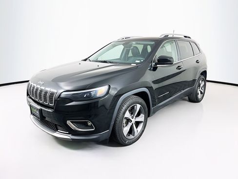 Used 2019 Jeep Cherokee Limited FWD image 3
