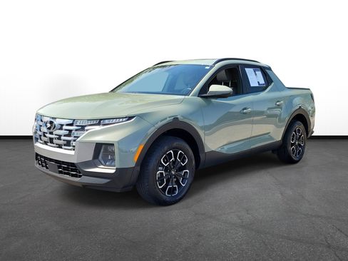 Used 2023 Hyundai Santa Cruz SEL Premium AWD/4WD image 2