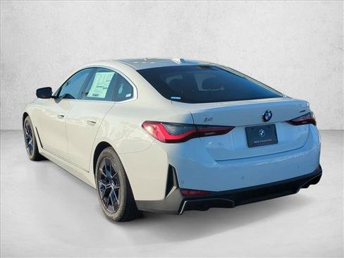 New 2026 BMW i4 eDrive40 RWD image 9