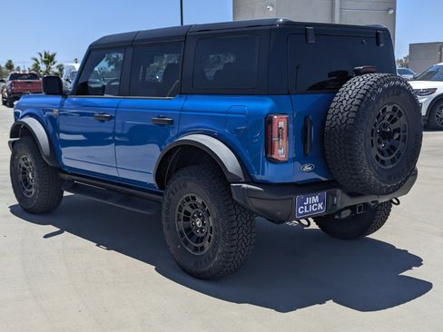 New 2026 Ford Bronco Badlands w/ Sasquatch Package AWD/4WD image 4