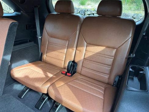 Used 2019 Kia Sorento SX image 28