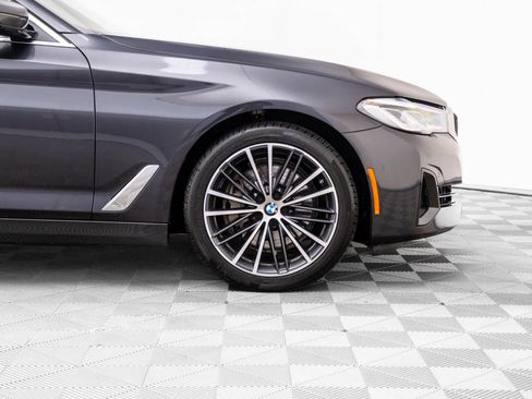Used 2022 BMW 540i xDrive w/ Premium Package image 35