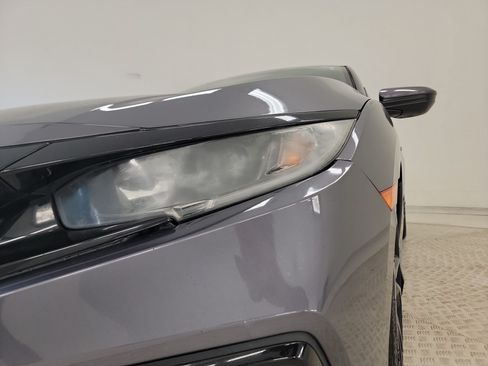 Used 2019 Honda Civic Sport image 9