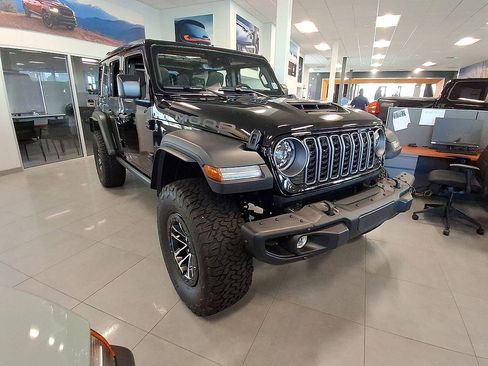 Used 2026 Jeep Wrangler Unlimited Rubicon 392 w/ Quick Order Package 27X Moab AWD/4WD image 2