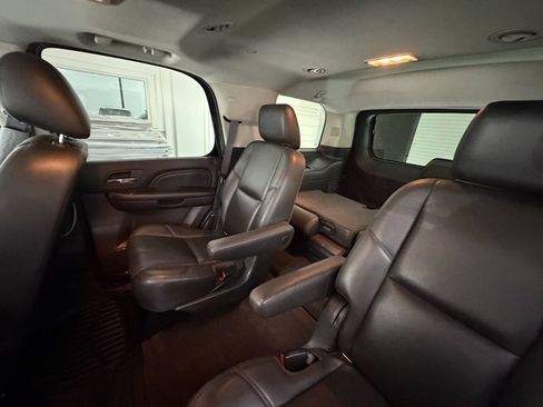 Used 2013 GMC Yukon Denali AWD/4WD image 20