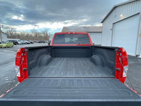 Used 2024 RAM 2500 Big Horn w/ Bed Utility Group image 5