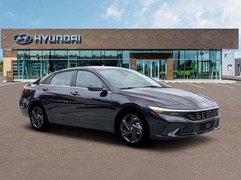New 2026 Hyundai Elantra SEL Sport FWD image 10