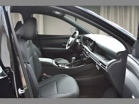 New 2025 Hyundai Tucson XRT image 15